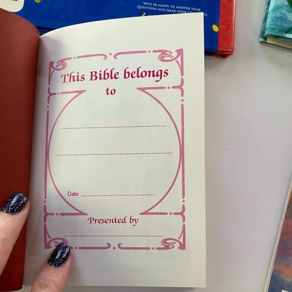 YOUNG READERS RELIGIOUS 4 BOOK BUNDLE - Picture 14 of 16